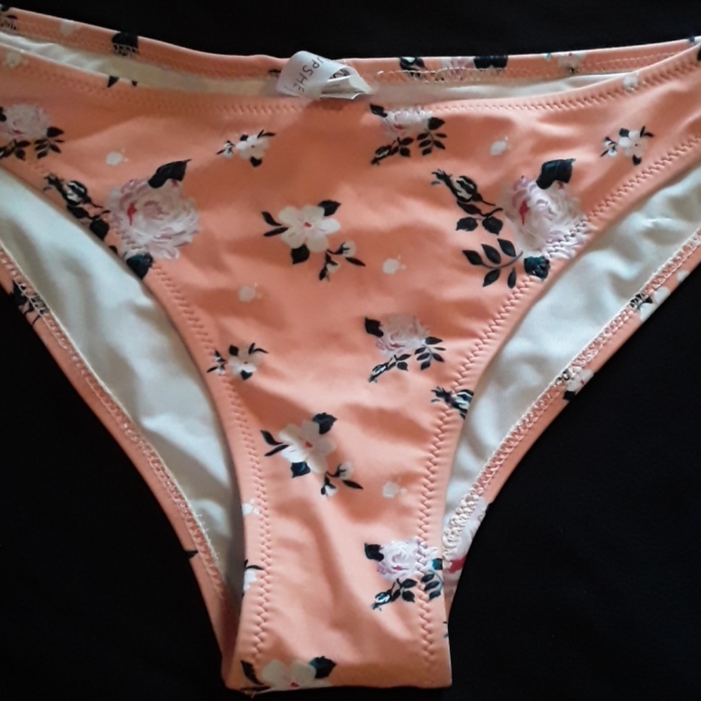 Women's NWOT Cupshe Bikini Bottom